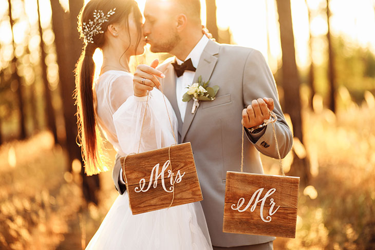 lhgbenefits.com life insurance solutions provider-married couple mrs and mr